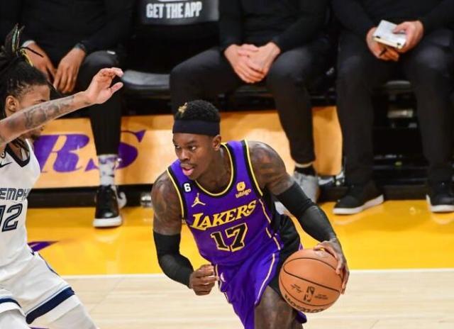 湖人终于赢了关键球！施罗德关键抢断打2+1真犀利